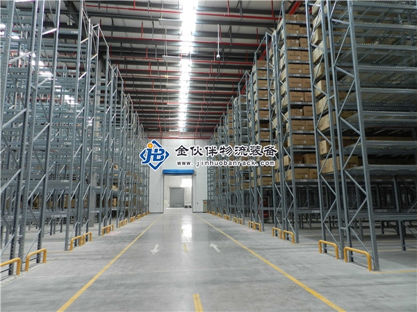 橫梁式貨架-13